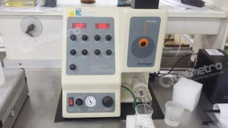 Calibração de equipamentos de laboratório